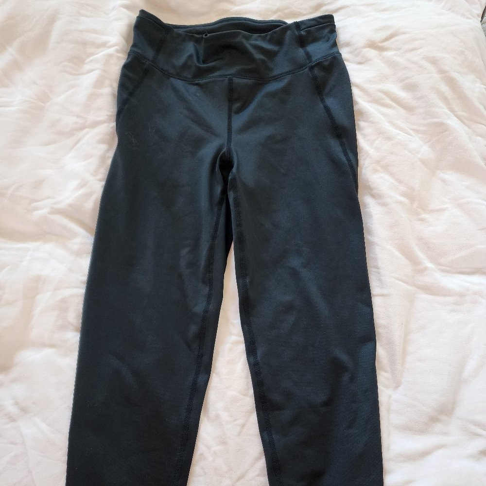 GapFit Girls Black Dry Compression Capris Legging Size XXL